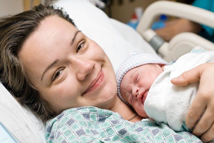 Conheça diferença entre parto normal e cesárea – Dra. Luma Mattos